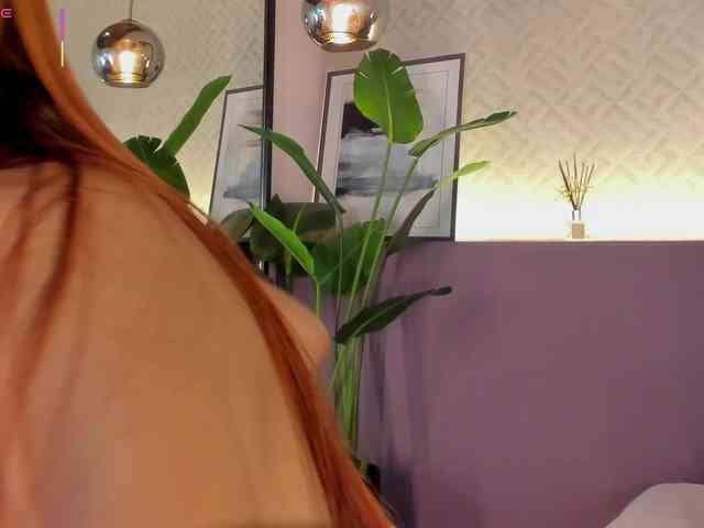 AylinMiller webcam