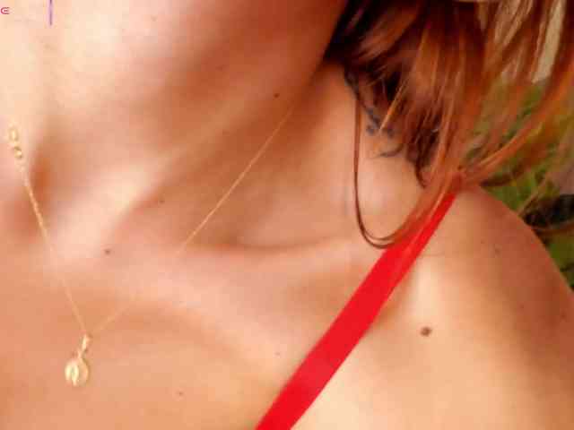 AylinMiller webcam