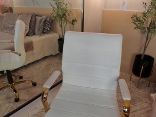 leathompson1 Porn Show