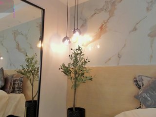 leathompson1 Porn Show