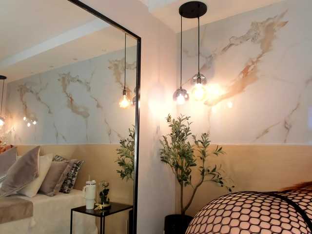 leathompson1's BongaCams show and profile