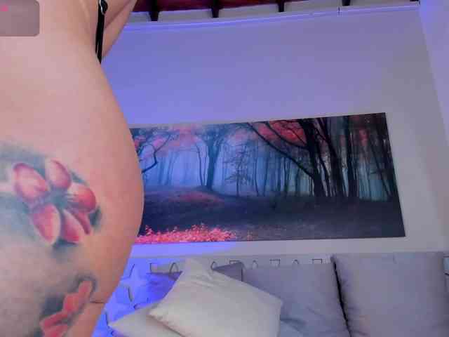 nude striptease AgattaDuque