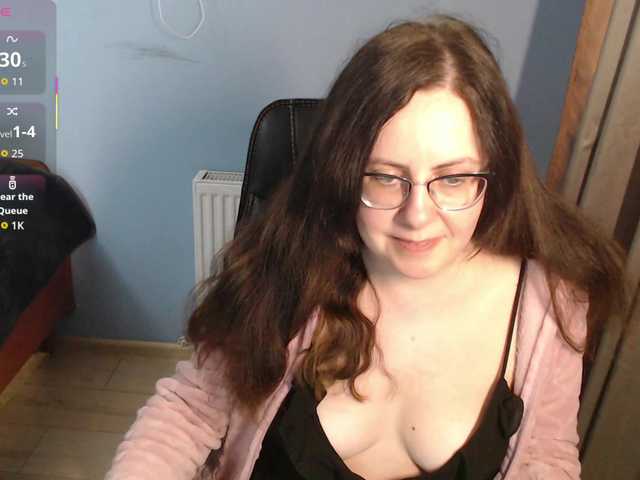 mandarinka28's BongaCams show and profile