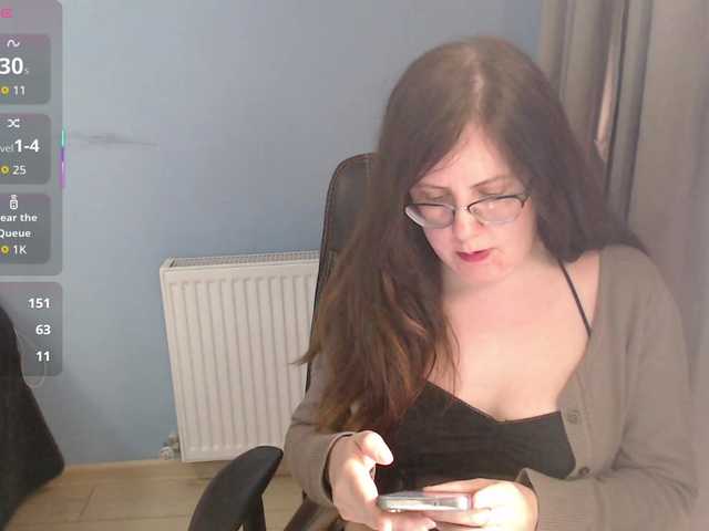 mandarinka28's BongaCams show and profile