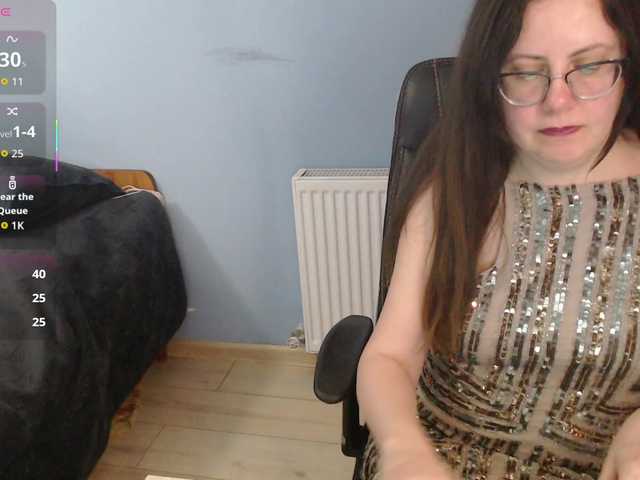 mandarinka28's BongaCams show and profile