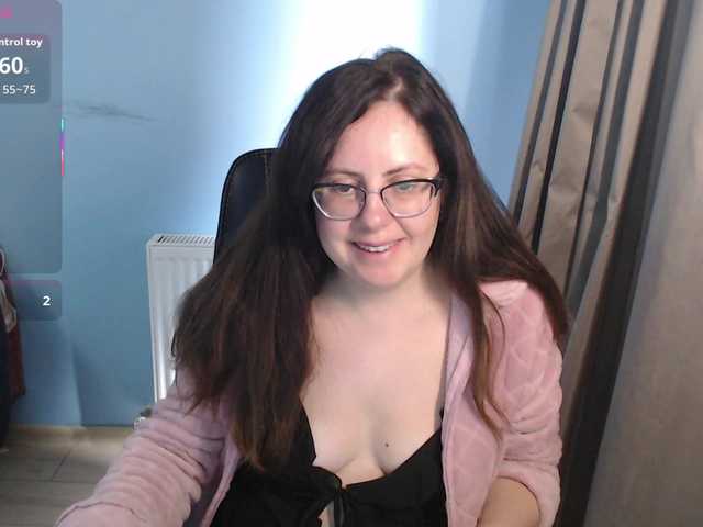 mandarinka28's BongaCams show and profile