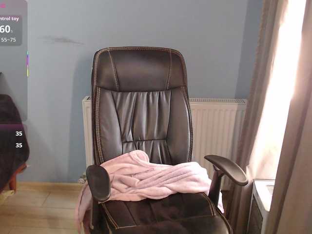 mandarinka28's BongaCams show and profile