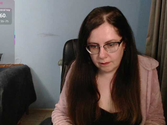 mandarinka28's BongaCams show and profile