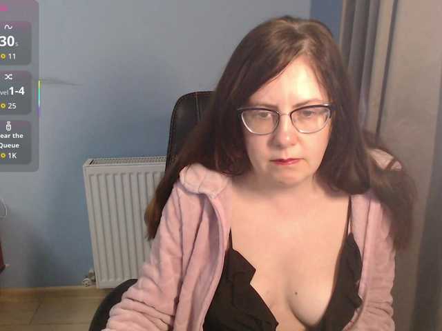 mandarinka28's BongaCams show and profile