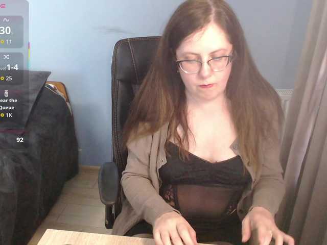 mandarinka28's BongaCams show and profile