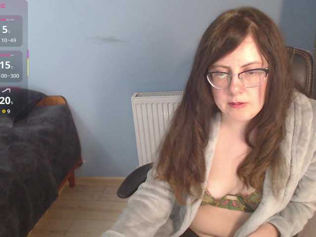 mandarinka28's BongaCams show and profile