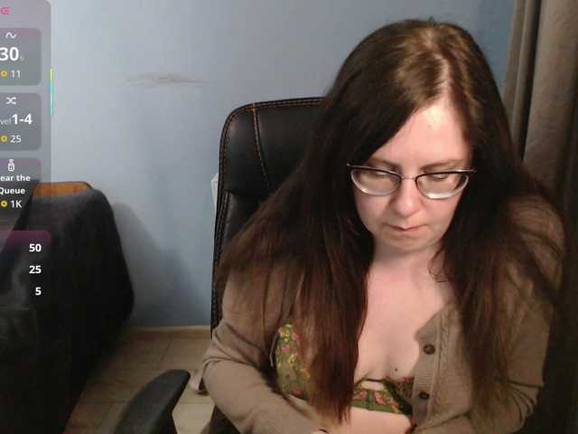 mandarinka28's BongaCams show and profile