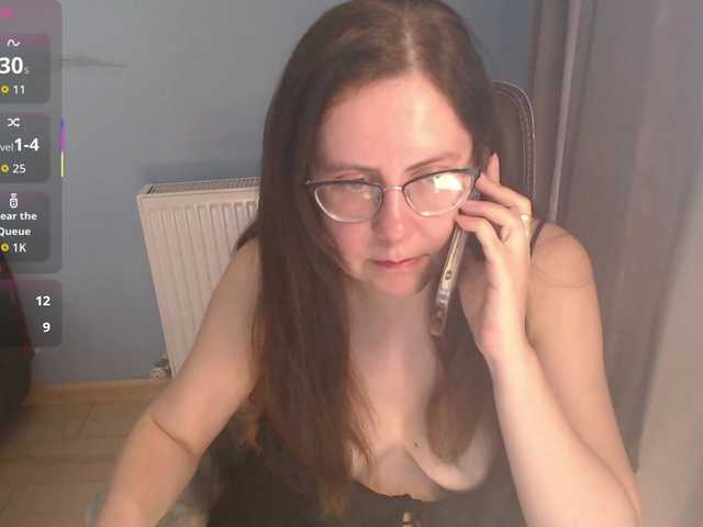 mandarinka28's BongaCams show and profile