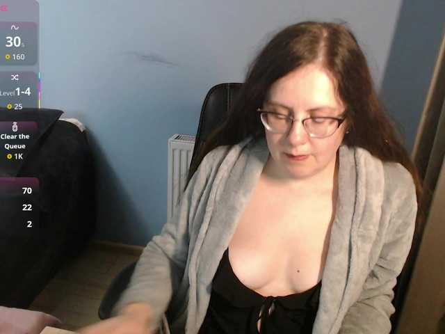 mandarinka28's BongaCams show and profile