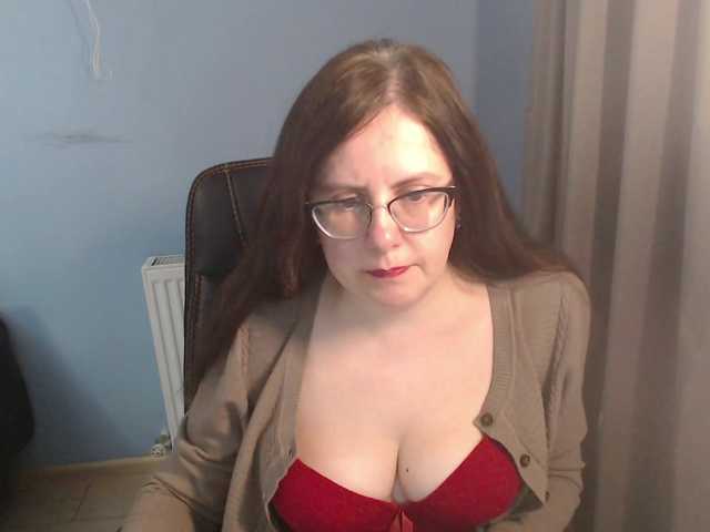 mandarinka28's BongaCams show and profile