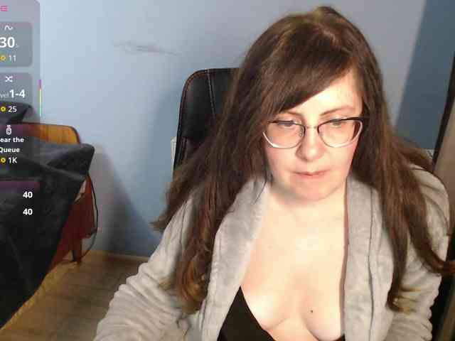 mandarinka28 Live Webcam on BongaCams