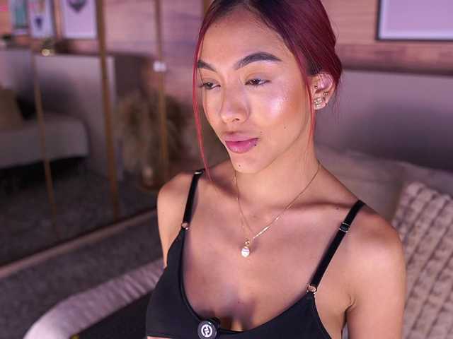 AmmyScott's BongaCams show and profile