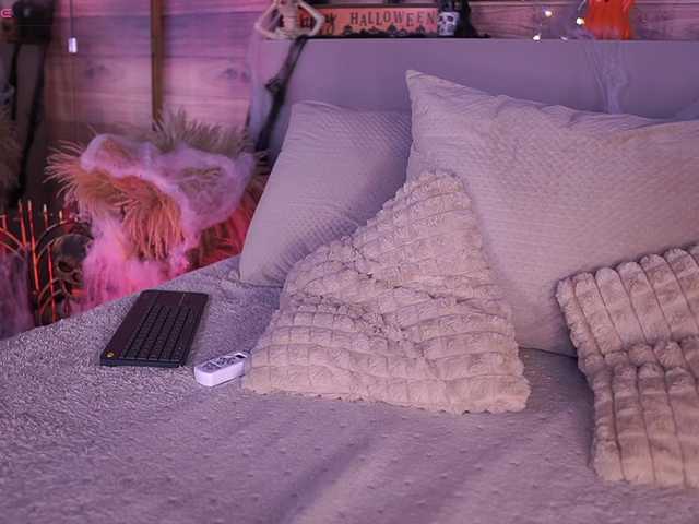 Amazing AmmyScott wants you to fuck her body now AmmyScott from BongaCams