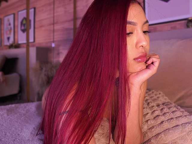 AmmyScott's BongaCams show and profile