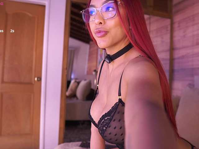 AmmyScott's BongaCams show and profile