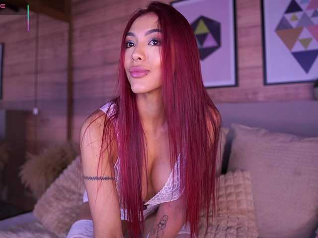 AmmyScott's BongaCams show and profile