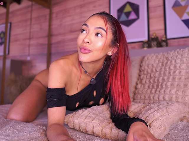 AmmyScott's BongaCams show and profile