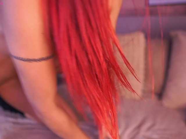 AmmyScott's BongaCams show and profile