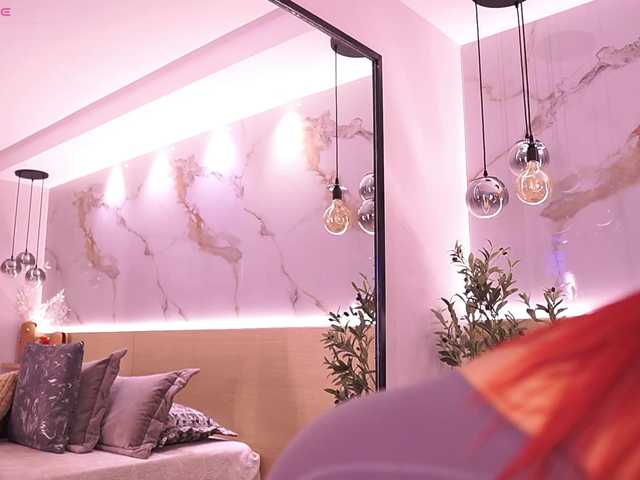 AmmyScott's BongaCams show and profile