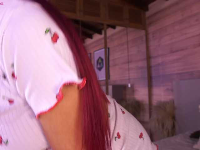 AmmyScott's BongaCams show and profile