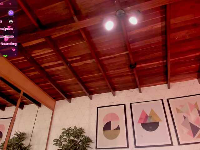 LunaRuso's BongaCams show and profile