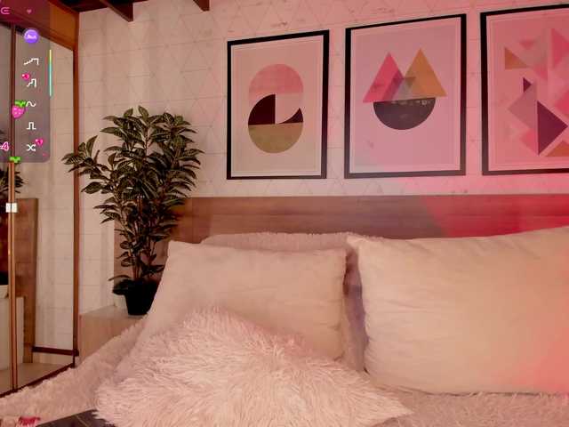 LunaRuso's BongaCams show and profile