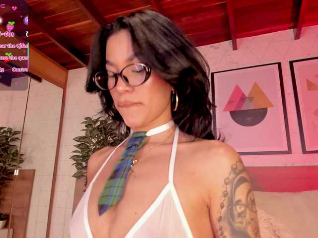 LunaRuso's BongaCams show and profile