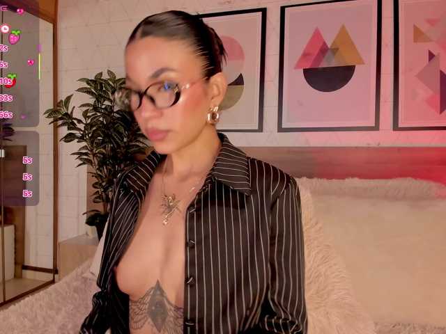 LunaRuso's BongaCams show and profile