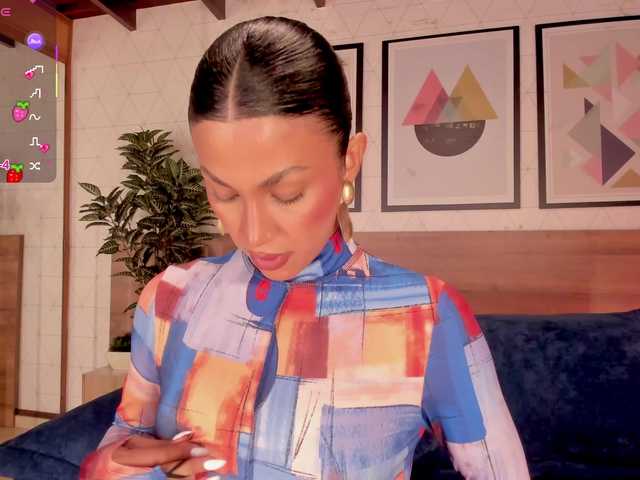 LunaRuso's BongaCams show and profile