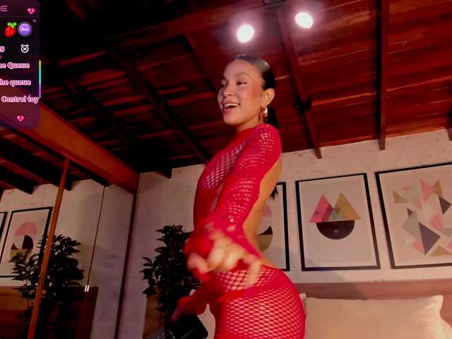 LunaRuso's BongaCams show and profile