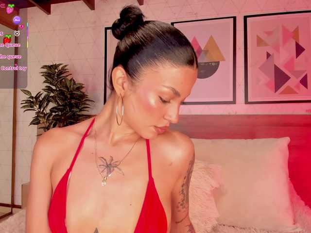 LunaRuso's BongaCams show and profile