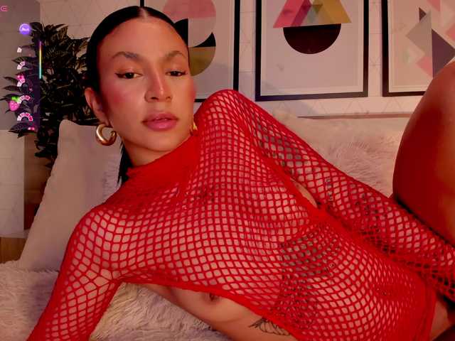 LunaRuso's BongaCams show and profile