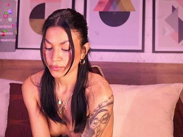 LunaRuso's BongaCams show and profile