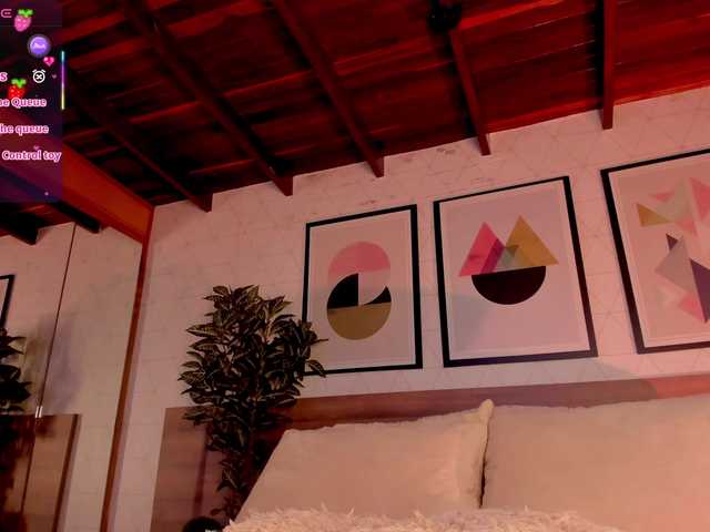 LunaRuso's BongaCams show and profile