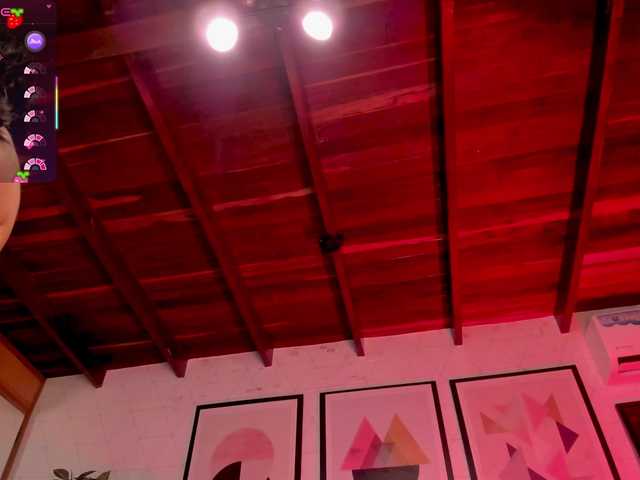 LunaRuso's BongaCams show and profile