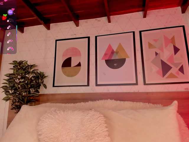 LunaRuso's BongaCams show and profile