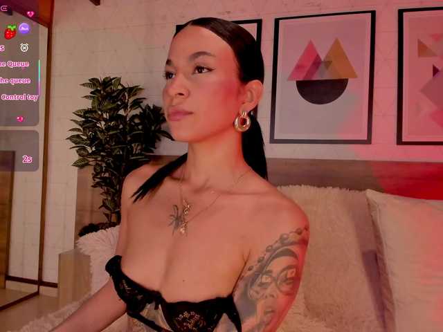 LunaRuso's BongaCams show and profile