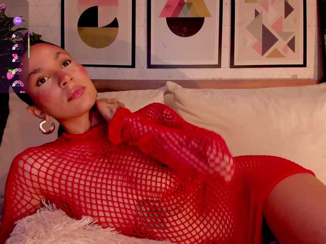 LunaRuso's BongaCams show and profile