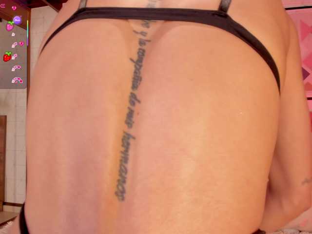 LunaRuso's BongaCams show and profile