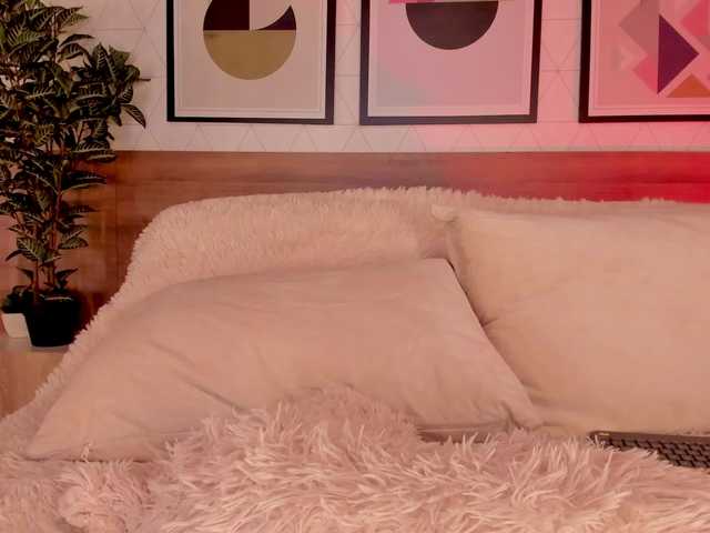 LunaRuso's BongaCams show and profile