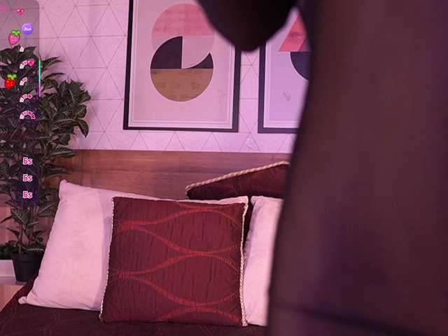 LunaRuso's BongaCams show and profile