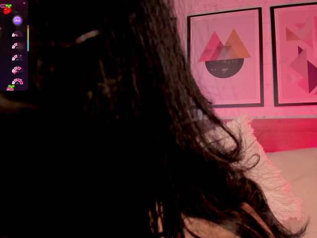 LunaRuso's BongaCams show and profile