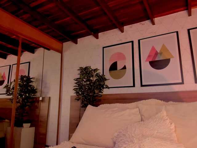 LunaRuso's BongaCams show and profile