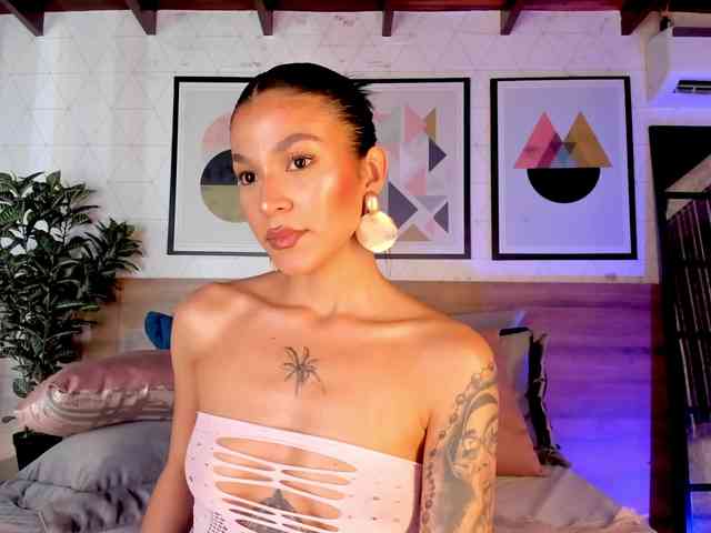 LunaRuso webcam
