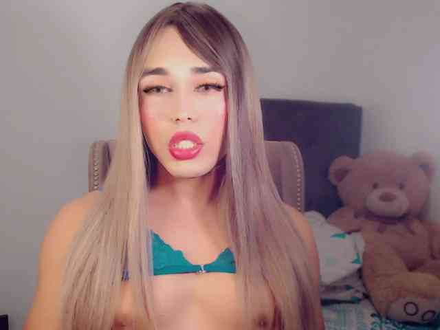 miamistressbigco... Live Webcam on BongaCams